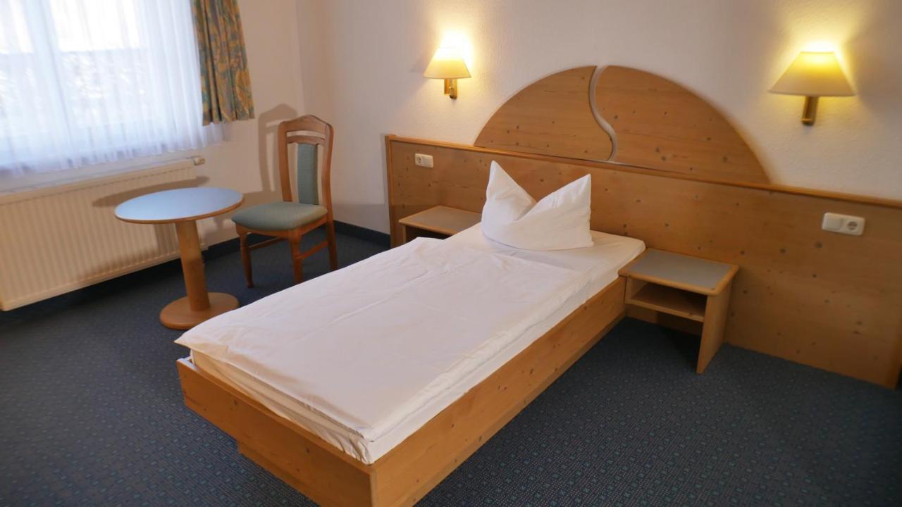 Hotel Zur Werra Schmalkalden Luaran gambar